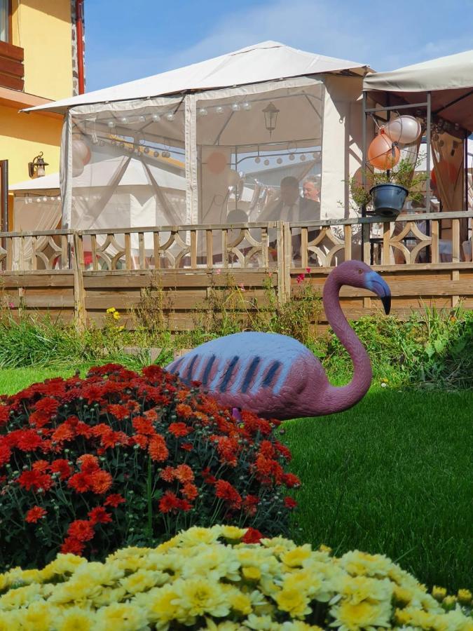 בראשוב Sultan Mehmet Pensiune & Restaurant מראה חיצוני תמונה